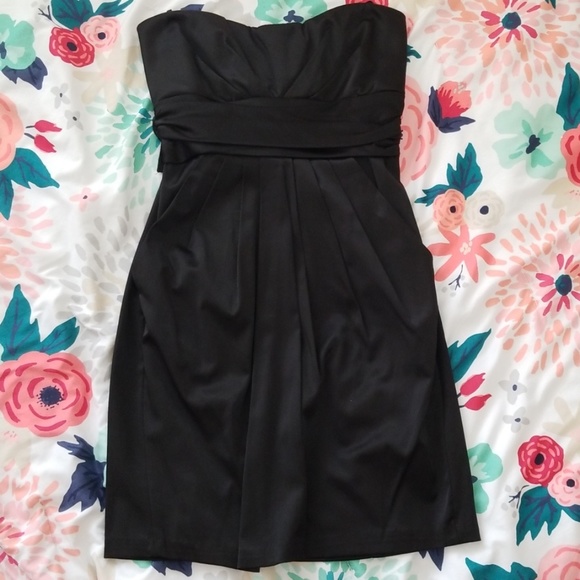 Black Strapless Dress - Picture 1 of 3